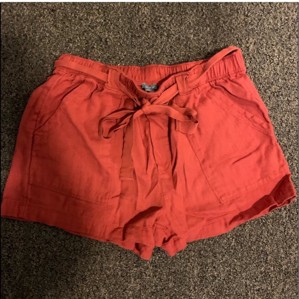 SOFT AERIE LINEN SHORTS 🩳